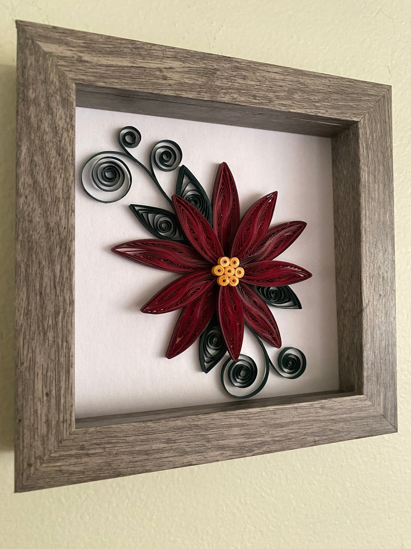 Poinsettia decor